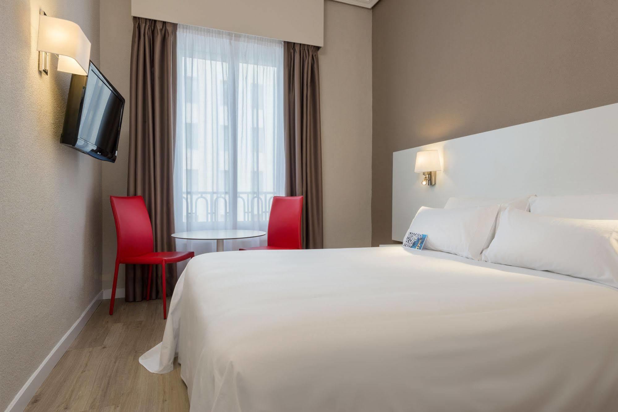 Hotel Madrid Gran Via 25, Affiliated By Melia Ngoại thất bức ảnh